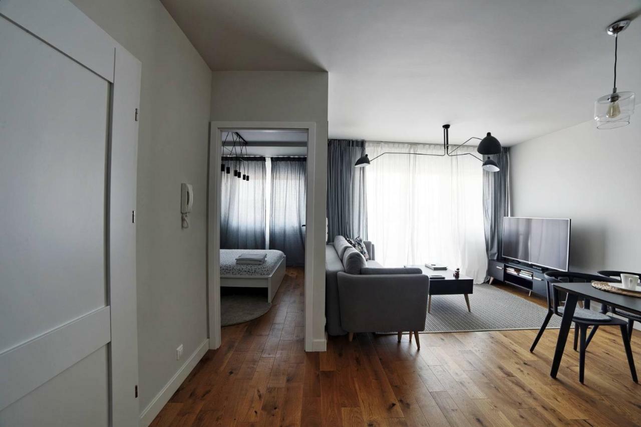 One Apartment Srem Bagian luar foto